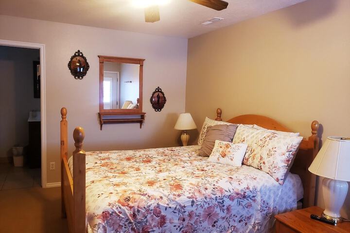 Room 15 of 22