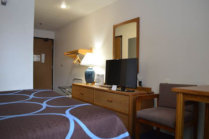 Room 19 of 54