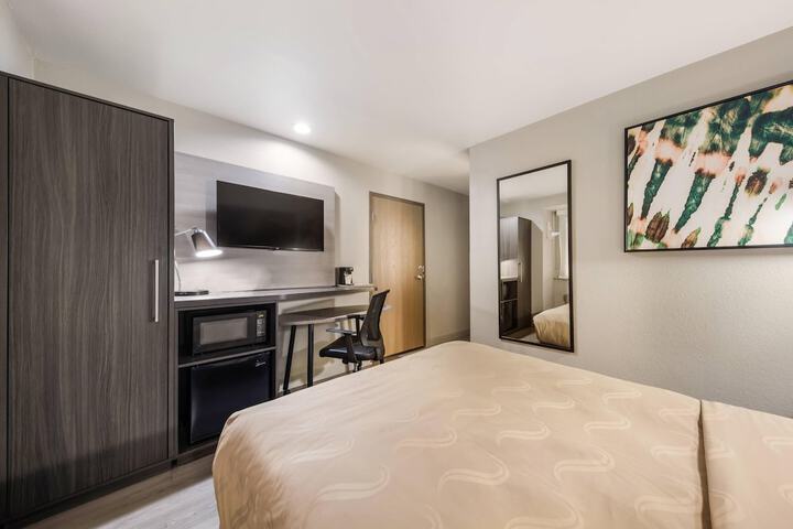 Quality Inn & Suites North Mesquite I-30