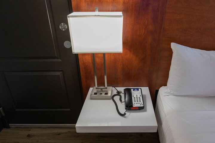 Room 155 of 170