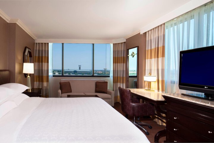 Room 13 of 47