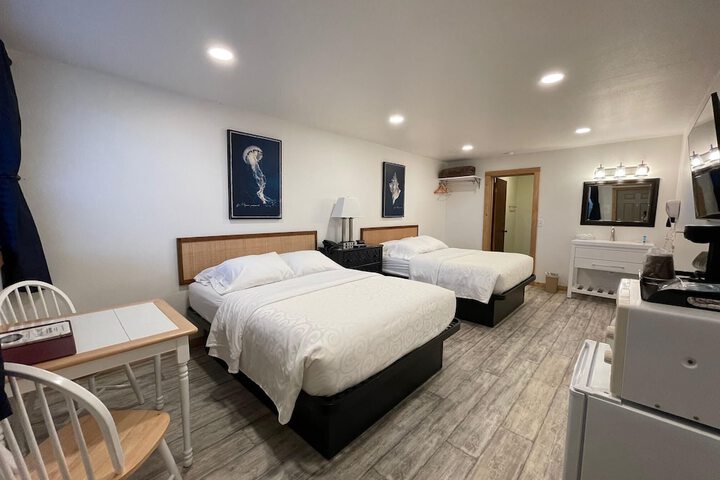 Room 14 of 19