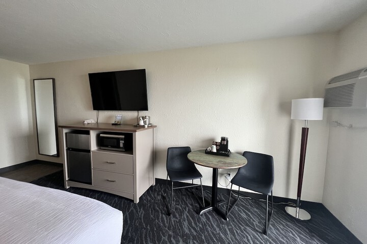 Room 39 of 47