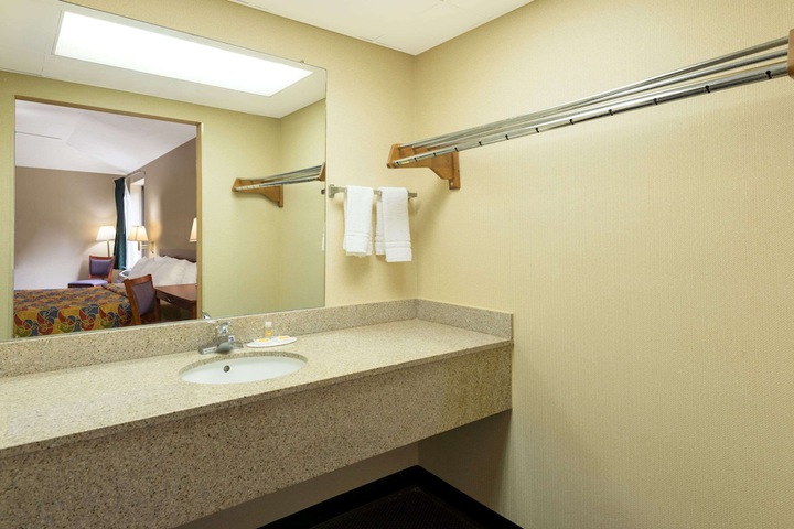 Knights Inn Elizabethtown