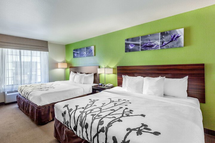 Room 14 of 34