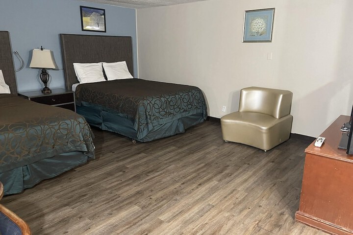 Safari Motel