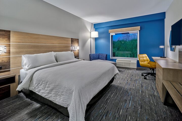 Room 29 of 49
