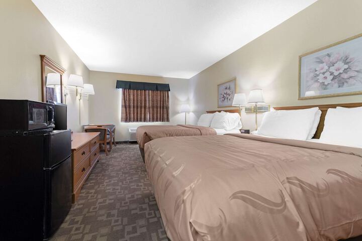 Room 15 of 51