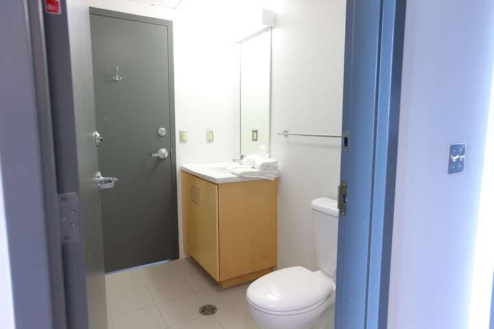 Room 30 of 69