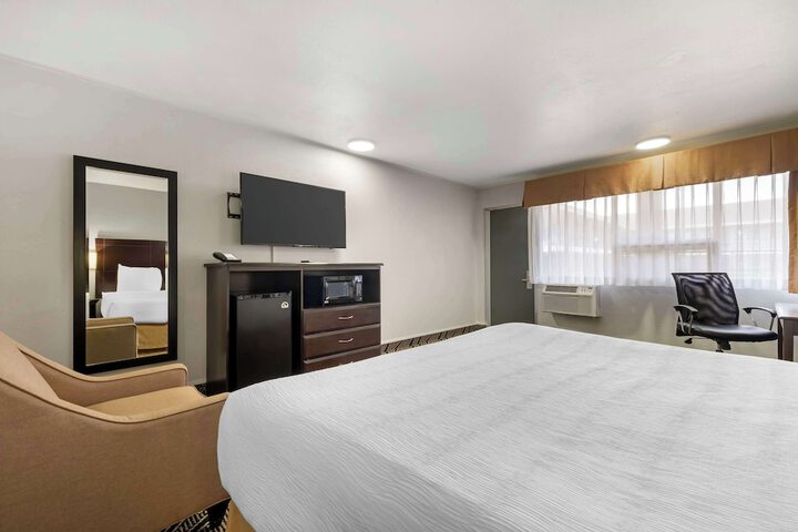 Best Western Red Carpet Inn