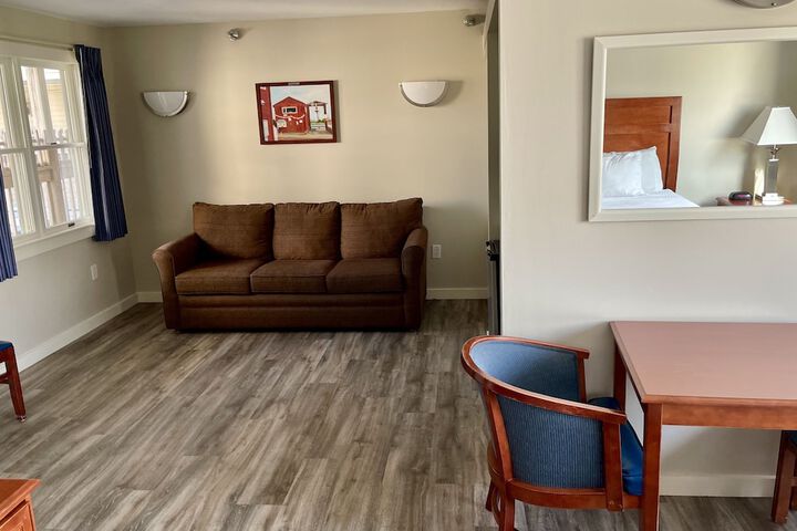 Atlantic Oceanfront Hotel