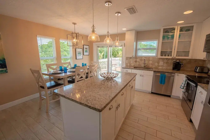 Lobster Key Apartment 3