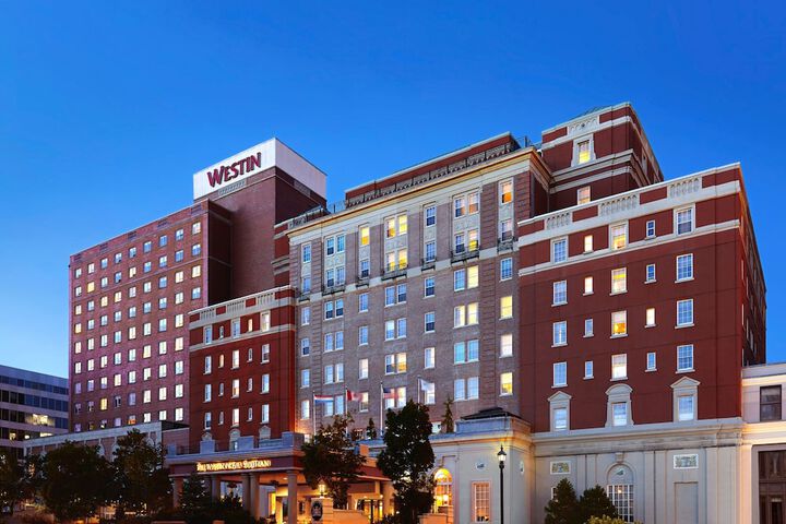 Hotel 3 of 71