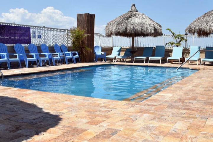 Pool 5 of 38