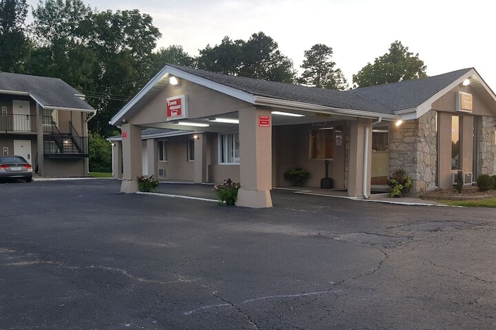 Hotel 2 of 21