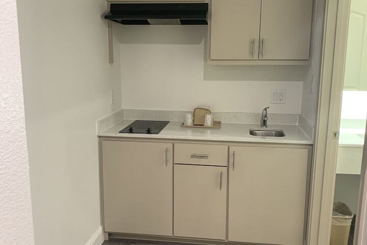 Room 12 of 15