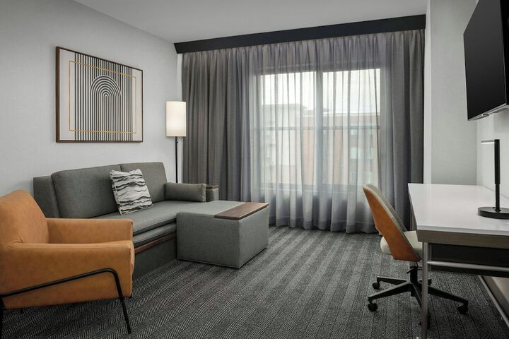 Room 44 of 70