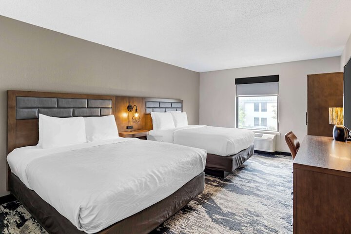 Room 15 of 36
