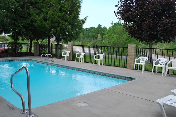 Pool 6 of 44