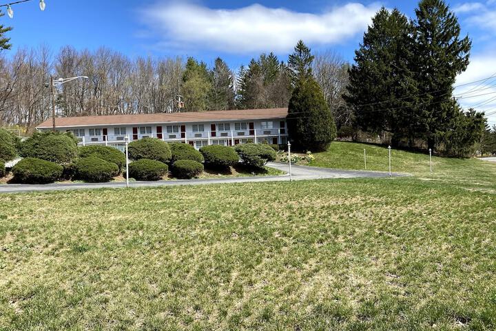 Economy Lodge