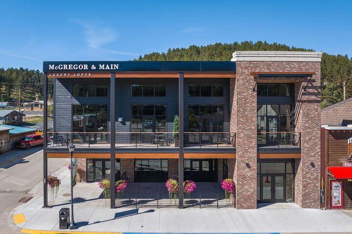 McGregor and Main Luxury Lofts