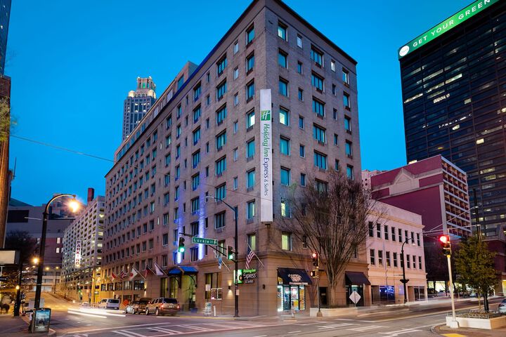 Hotel 2 of 75