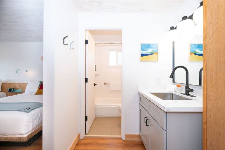 Room 20 of 27