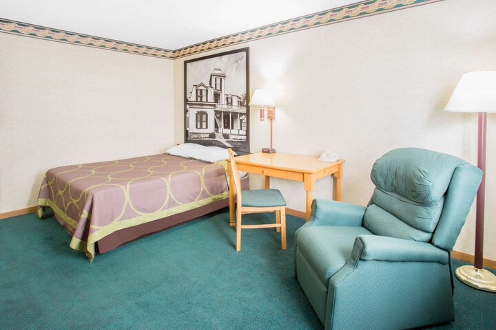 Room 16 of 20