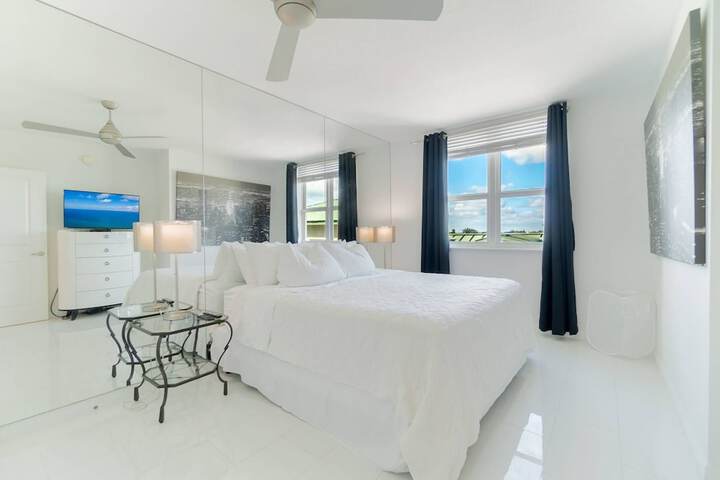 Casa Costa 405n 1 Bedroom Pools, Jacuzzi, Beach, Shops & Dog Friendly