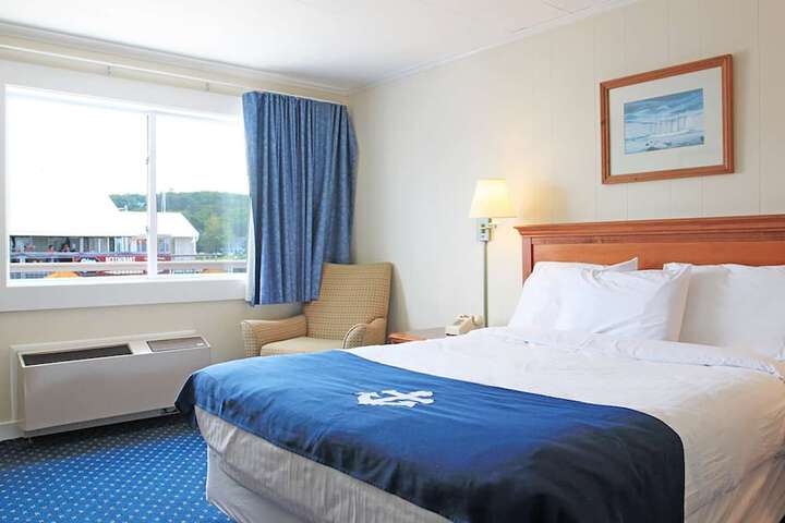 Room 109 of 247