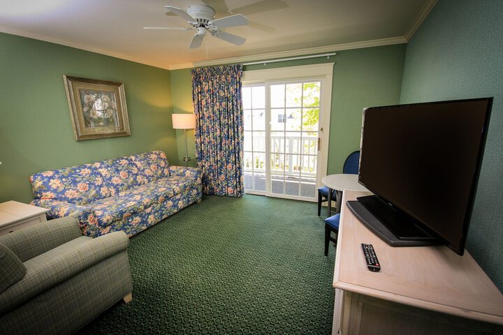 Room 37 of 70