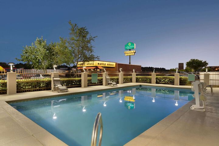 Pool 14 of 70