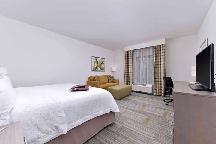 Hampton Inn & Suites Shelby