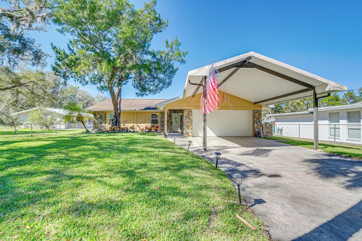 Riverfront Home With Private Dock Fire Pit!
