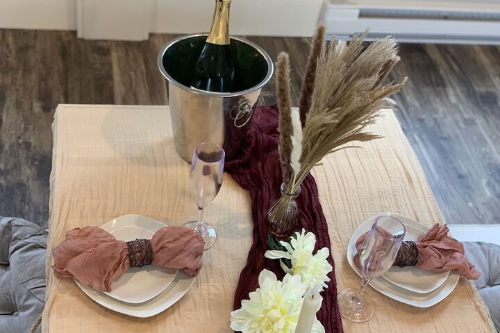 Dining 60 of 73