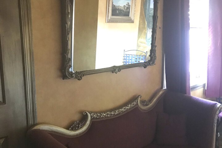 Room 19 of 21