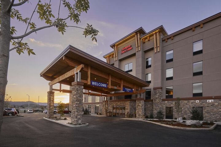 Hotel 3 of 35