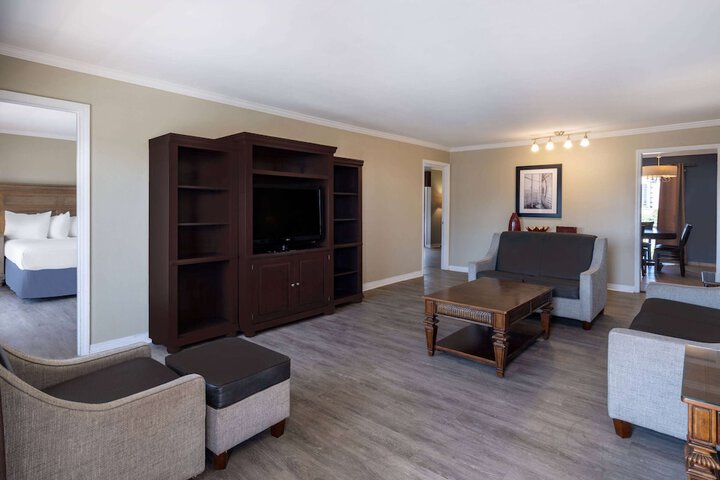 The Sandbar Hotel Trademark Collection by Wyndham