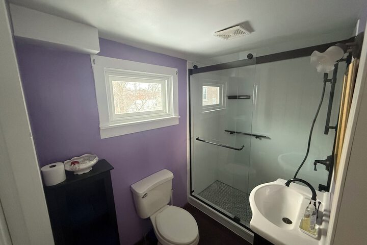 Room 28 of 63