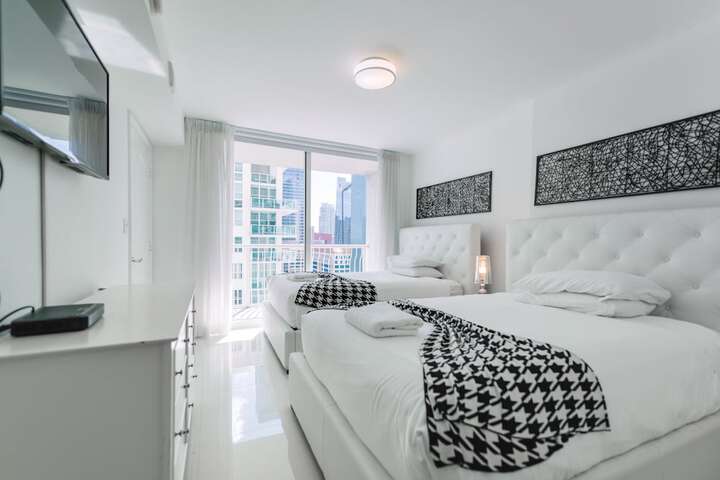 Room 160 of 265