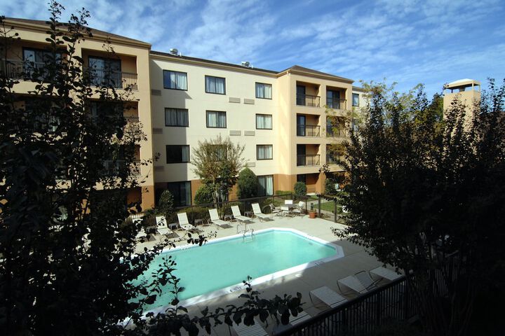 Pool 4 of 25