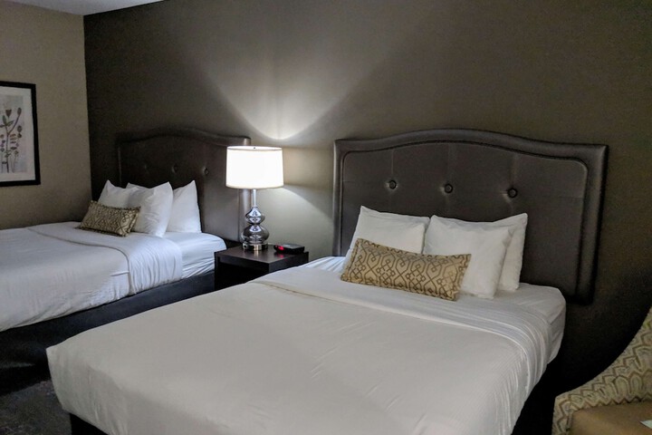 Room 32 of 54