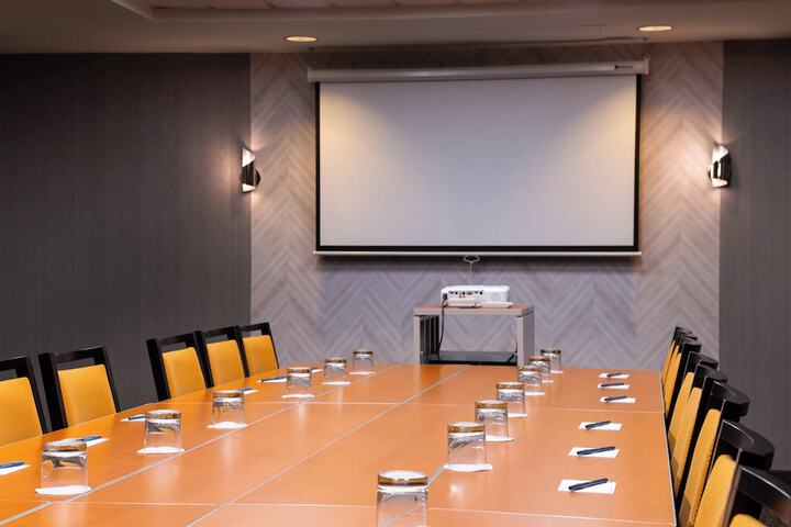 Meeting 33 of 49