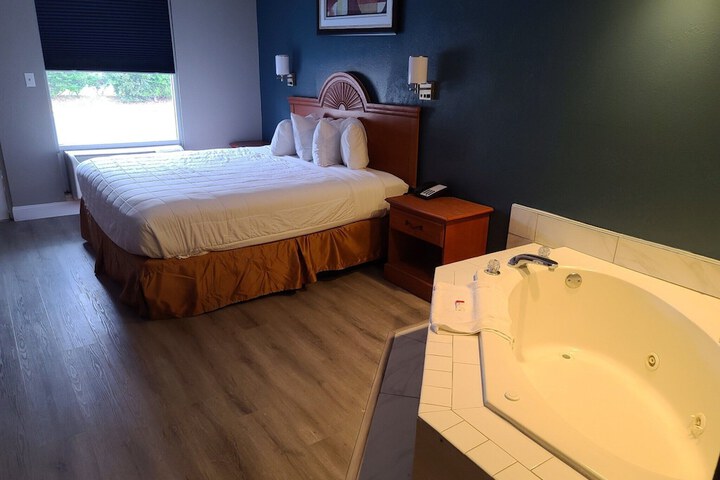 Room 41 of 54