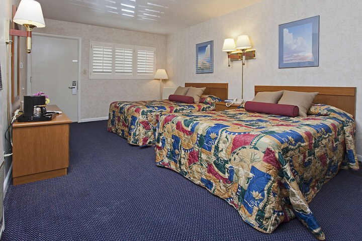 Room 20 of 28