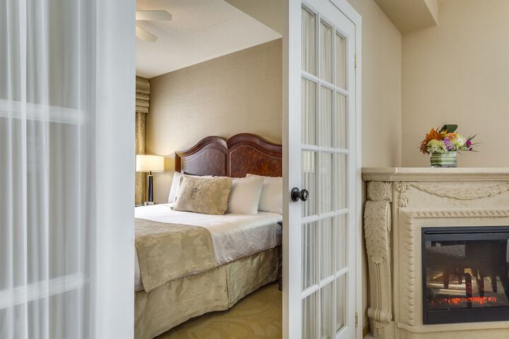 Room 42 of 78
