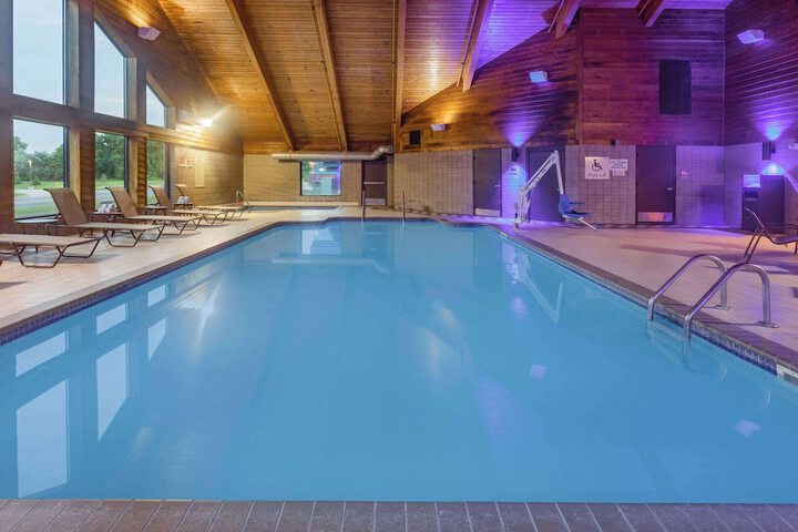 Pool 7 of 36