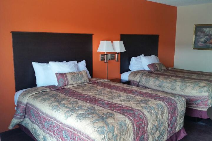 Room 14 of 30