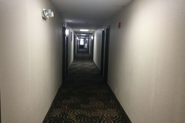 Super 8 by Wyndham Youngstown / Austintown