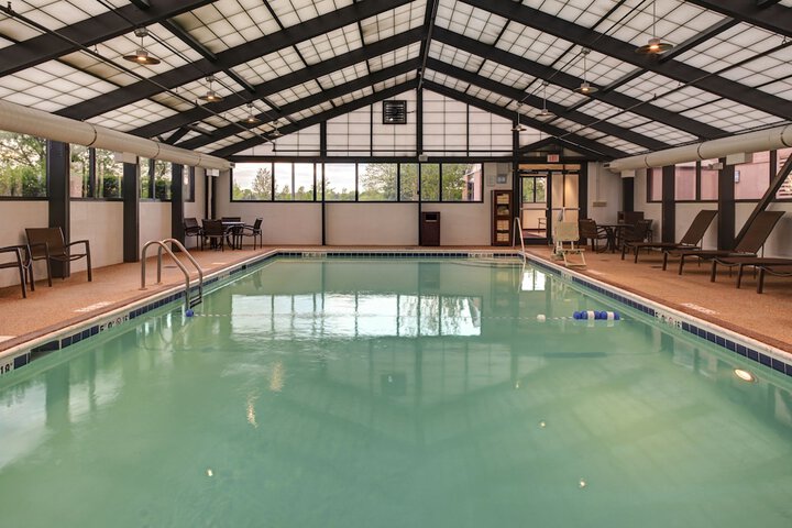 Pool 4 of 43